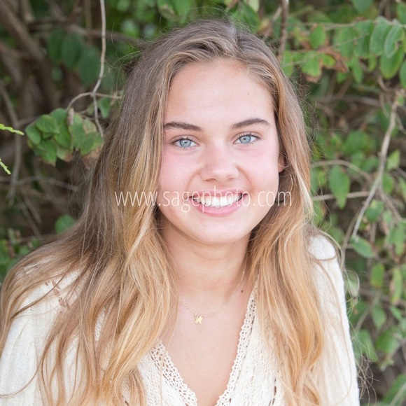 Meet your Posher, Erin - Picture 1 of 1